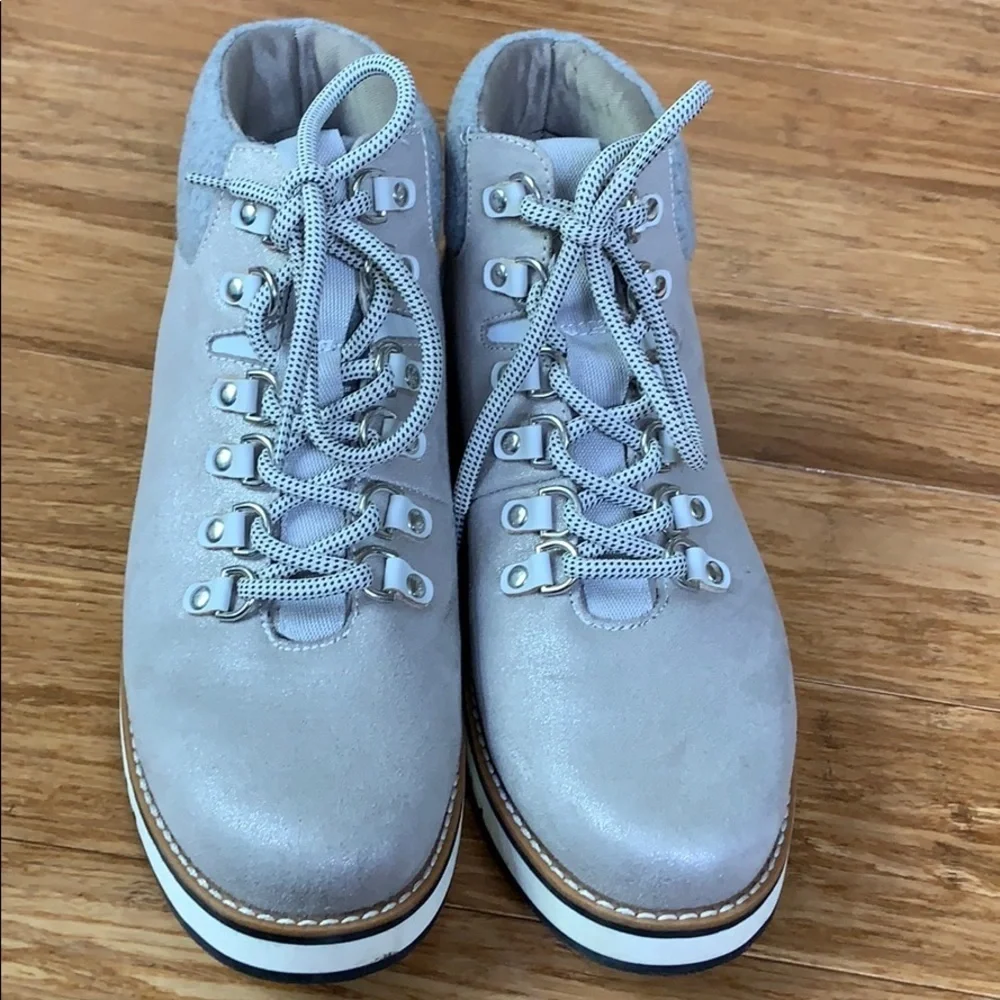 SONOMA Vitalize Ortholite Women Gray Bootie sz 8.5